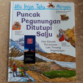 Puncak Pegunungan Ditutupi Salju